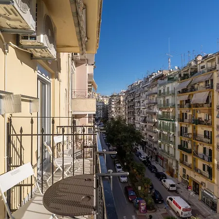 Apartment Hippodrome View - Red