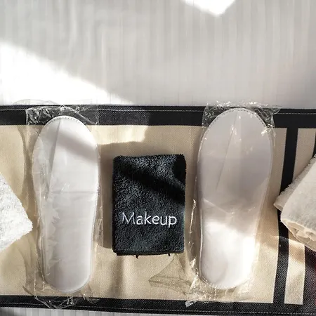 Hippodrome View - Red Apartment *