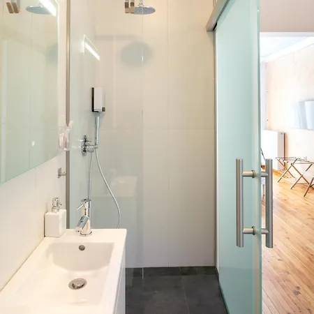 Hippodrome View - Red Apartment